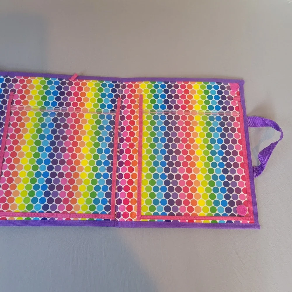 Lisa Frank Trifold Bbinder‎ 2020